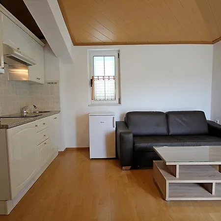 Apartment Vucic Makarska Exterior photo